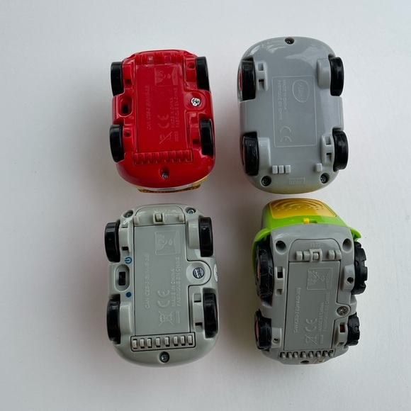 Vetch set of four vehicles With Lights and Sounds - Picture 4 of 14